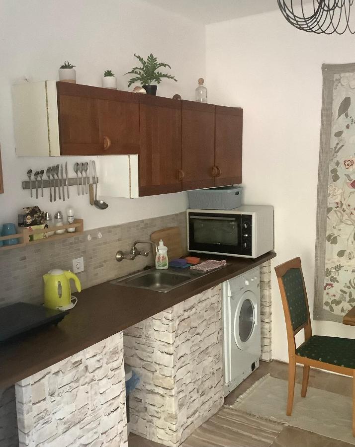 Apartamento Pitypang Lak Szigetmonostor Exterior foto